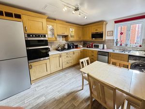 Photo 5- click for photo gallery